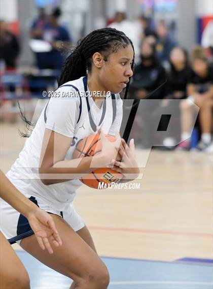 Thumbnail 2 in Monsignor Scanlan vs. Millennium (Nike Tournament of Champions) photogallery.