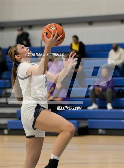 Thumbnail 2 in Monsignor Scanlan vs. Millennium (Nike Tournament of Champions) photogallery.