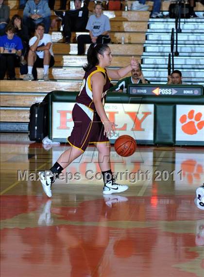 Thumbnail 3 in Yucaipa vs. Arlington (Lady Bears Holiday Classic) photogallery.
