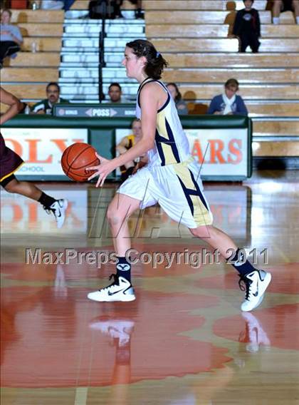 Thumbnail 2 in Yucaipa vs. Arlington (Lady Bears Holiday Classic) photogallery.