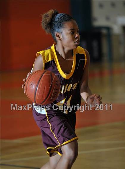 Thumbnail 3 in Yucaipa vs. Arlington (Lady Bears Holiday Classic) photogallery.
