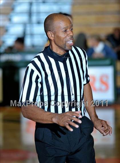 Thumbnail 1 in Yucaipa vs. Arlington (Lady Bears Holiday Classic) photogallery.