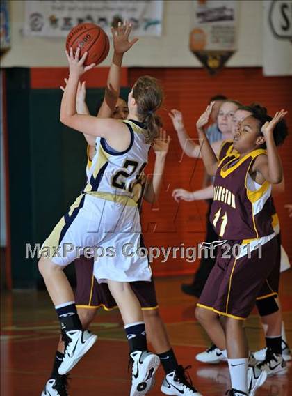 Thumbnail 3 in Yucaipa vs. Arlington (Lady Bears Holiday Classic) photogallery.