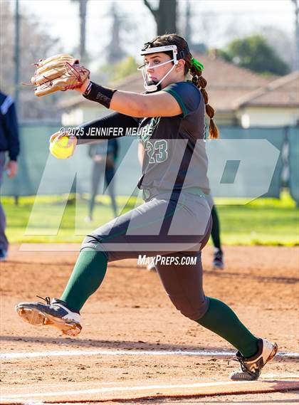 Thumbnail 2 in Central Valley vs. Hughson photogallery.
