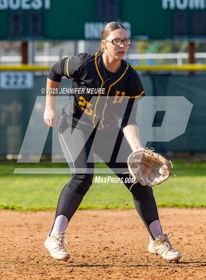 Thumbnail 2 in Central Valley vs. Hughson photogallery.