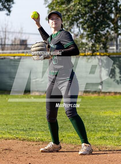 Thumbnail 3 in Central Valley vs. Hughson photogallery.