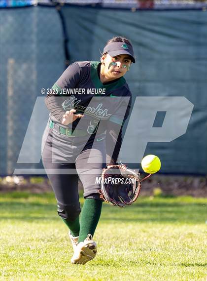 Thumbnail 3 in Central Valley vs. Hughson photogallery.