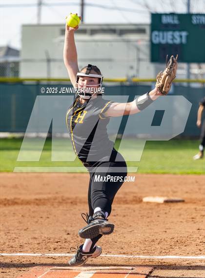 Thumbnail 1 in Central Valley vs. Hughson photogallery.