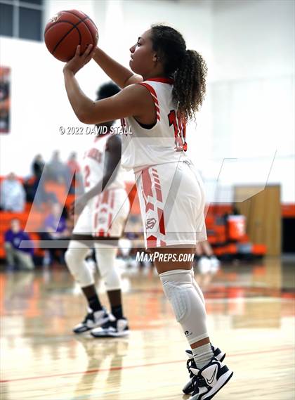 Thumbnail 3 in Granger vs Schulenburg (Schulenburg Lady Horn Varsity Tournament) photogallery.