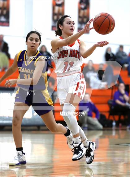 Thumbnail 3 in Granger vs Schulenburg (Schulenburg Lady Horn Varsity Tournament) photogallery.
