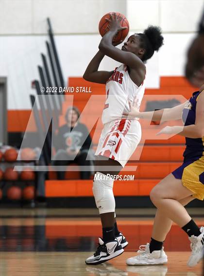 Thumbnail 3 in Granger vs Schulenburg (Schulenburg Lady Horn Varsity Tournament) photogallery.