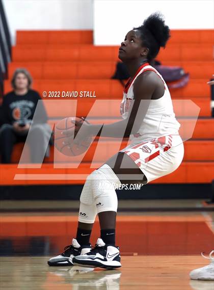 Thumbnail 3 in Granger vs Schulenburg (Schulenburg Lady Horn Varsity Tournament) photogallery.