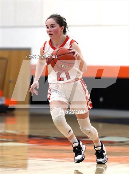 Thumbnail 3 in Granger vs Schulenburg (Schulenburg Lady Horn Varsity Tournament) photogallery.