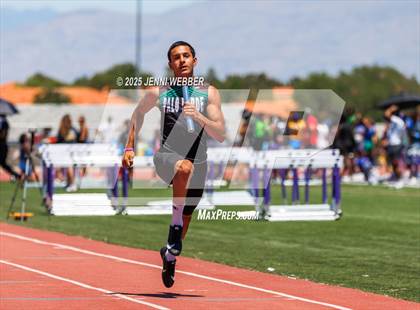 Thumbnail 3 in NIAA 4A and 5A Southern Regionals (Track events) photogallery.
