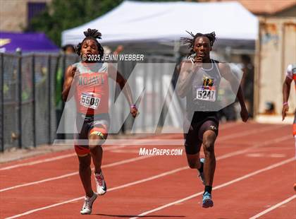 Thumbnail 3 in NIAA 4A and 5A Southern Regionals (Track events) photogallery.