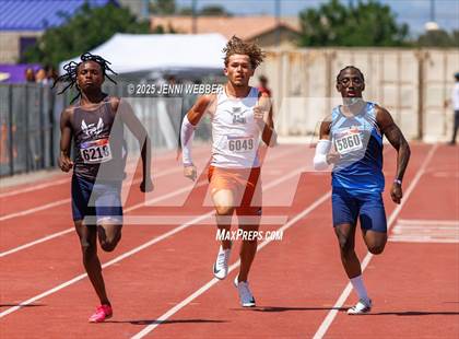 Thumbnail 2 in NIAA 4A and 5A Southern Regionals (Track events) photogallery.