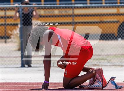 Thumbnail 3 in NIAA 4A and 5A Southern Regionals (Track events) photogallery.