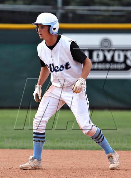 Thumbnail 3 in Pueblo West vs. Mountain View (CHSAA 4A Semi Final)  photogallery.