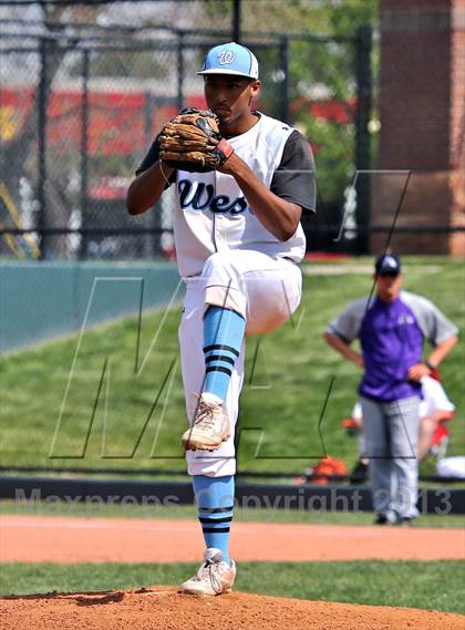 Thumbnail 3 in Pueblo West vs. Mountain View (CHSAA 4A Semi Final)  photogallery.