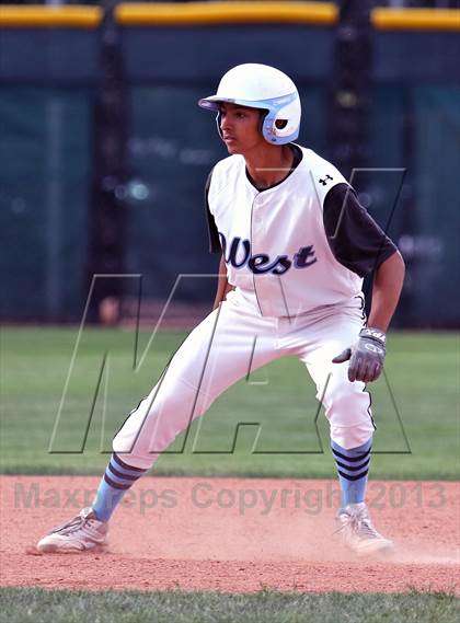 Thumbnail 1 in Pueblo West vs. Mountain View (CHSAA 4A Semi Final)  photogallery.