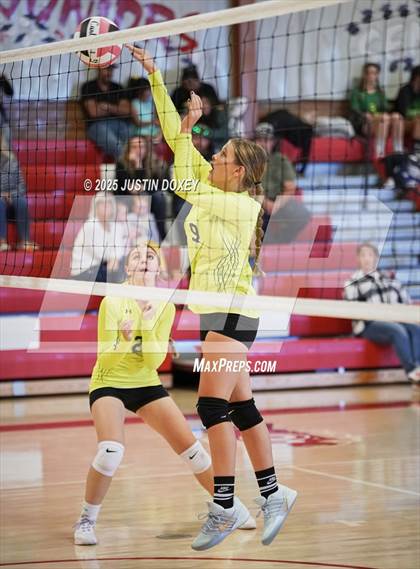 Thumbnail 3 in JV: Eureka @ Carlin photogallery.