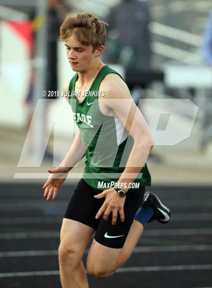 Thumbnail 3 in Centennial-Eagle-Mountain View Track Meet photogallery.