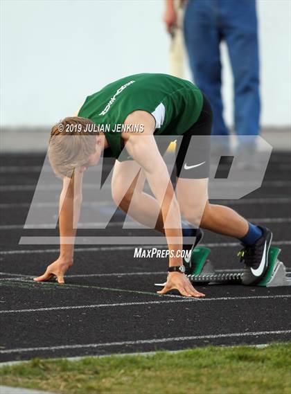 Thumbnail 2 in Centennial-Eagle-Mountain View Track Meet photogallery.
