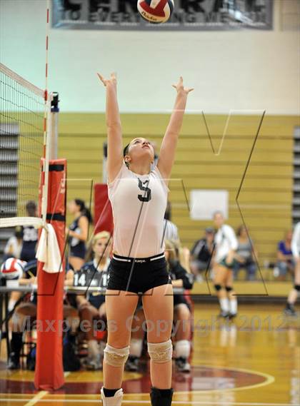 Thumbnail 2 in Methacton vs Archbishop Wood (Ford Tough Challenge) photogallery.