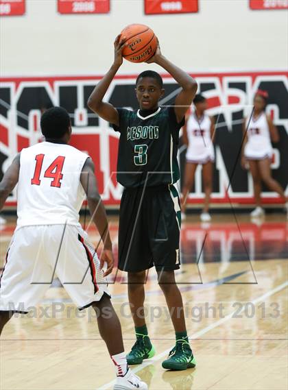 Thumbnail 2 in DeSoto @ Cedar Hill photogallery.