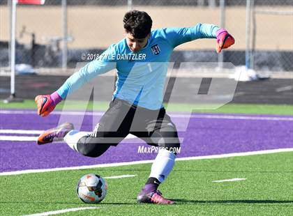 Thumbnail 2 in Lebanon Trail vs Little Elm (Highway 5 Showcase) photogallery.