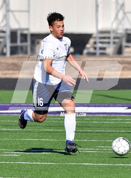 Thumbnail 2 in Lebanon Trail vs Little Elm (Highway 5 Showcase) photogallery.