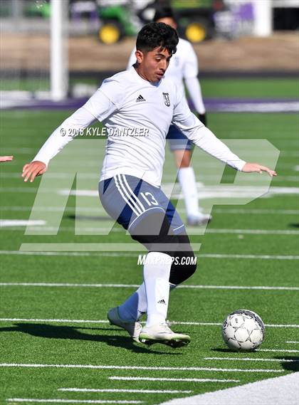 Thumbnail 3 in Lebanon Trail vs Little Elm (Highway 5 Showcase) photogallery.