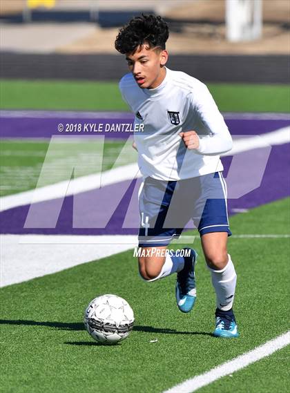 Thumbnail 3 in Lebanon Trail vs Little Elm (Highway 5 Showcase) photogallery.