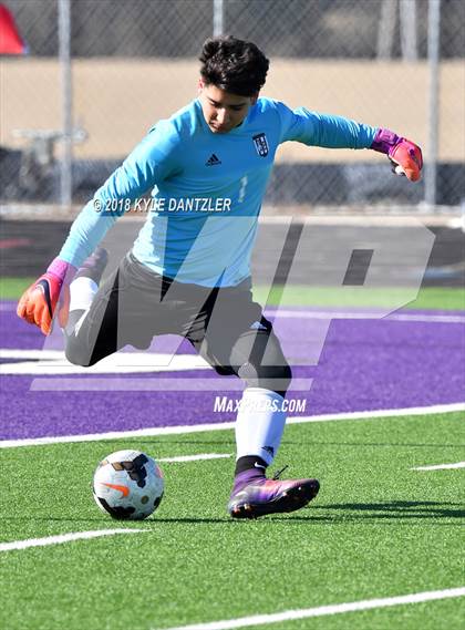 Thumbnail 1 in Lebanon Trail vs Little Elm (Highway 5 Showcase) photogallery.