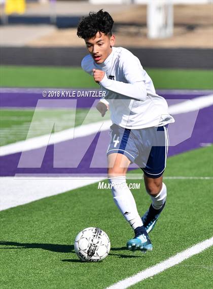 Thumbnail 2 in Lebanon Trail vs Little Elm (Highway 5 Showcase) photogallery.