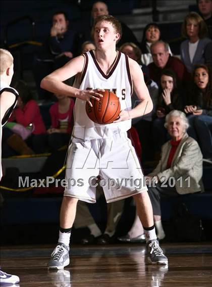 Thumbnail 3 in Iona Prep vs. St. Edmund Prep (CHSAA Class A Quarterfinal) photogallery.
