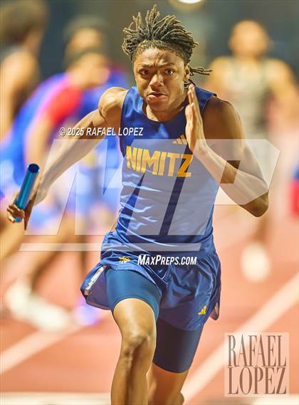 Thumbnail 2 in Panther Relays (4x400M) photogallery.