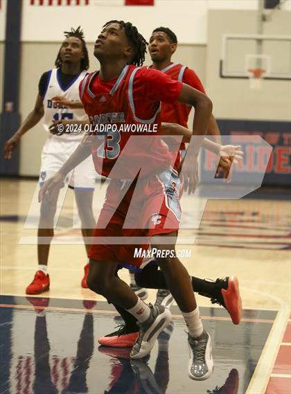 Thumbnail 3 in Carter @ Dunbar (Denton Ryan Holiday Showcase) photogallery.