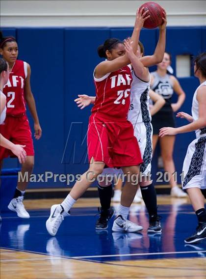 Thumbnail 3 in Taft vs. Clark photogallery.