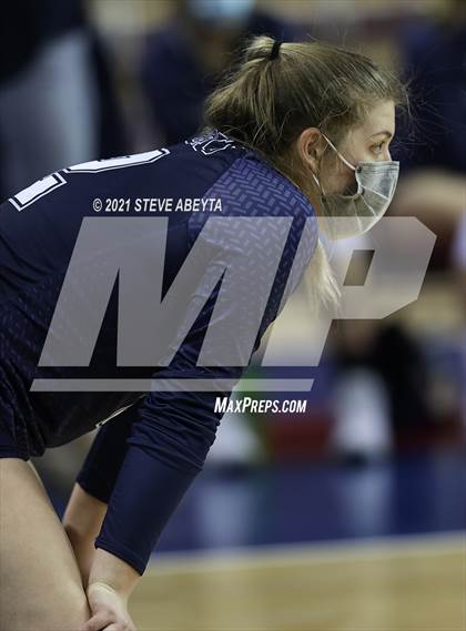 Thumbnail 1 in Cherry Creek vs Columbine (CHSAA 5A 1st Round) photogallery.