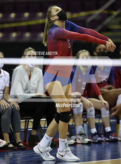 Thumbnail 2 in Cherry Creek vs Columbine (CHSAA 5A 1st Round) photogallery.