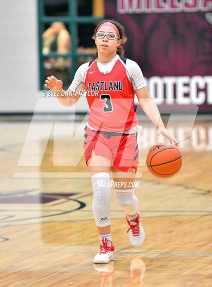 Thumbnail 3 in Eastland @ Millsap photogallery.
