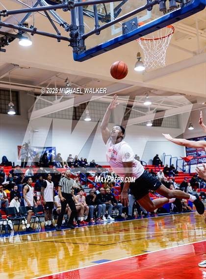 Thumbnail 2 in Long Island Lutheran Vs Newman AAA (The Preview HS Showcase) photogallery.