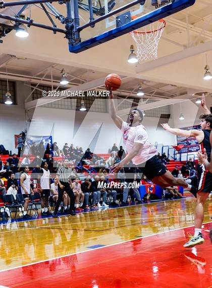 Thumbnail 1 in Long Island Lutheran Vs Newman AAA (The Preview HS Showcase) photogallery.