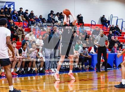 Thumbnail 3 in Long Island Lutheran Vs Newman AAA (The Preview HS Showcase) photogallery.