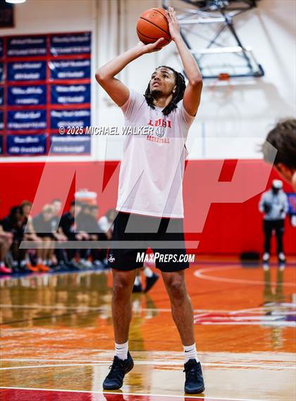 Thumbnail 2 in Long Island Lutheran Vs Newman AAA (The Preview HS Showcase) photogallery.