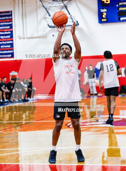 Thumbnail 3 in Long Island Lutheran Vs Newman AAA (The Preview HS Showcase) photogallery.