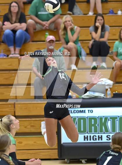 Thumbnail 2 in Yorktown vs Zionsville  photogallery.