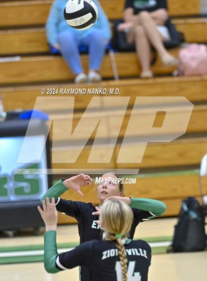 Thumbnail 2 in Yorktown vs Zionsville  photogallery.
