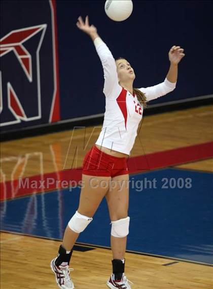 Thumbnail 3 in Dobie vs Tomball (Nike Volleyball Classic) photogallery.